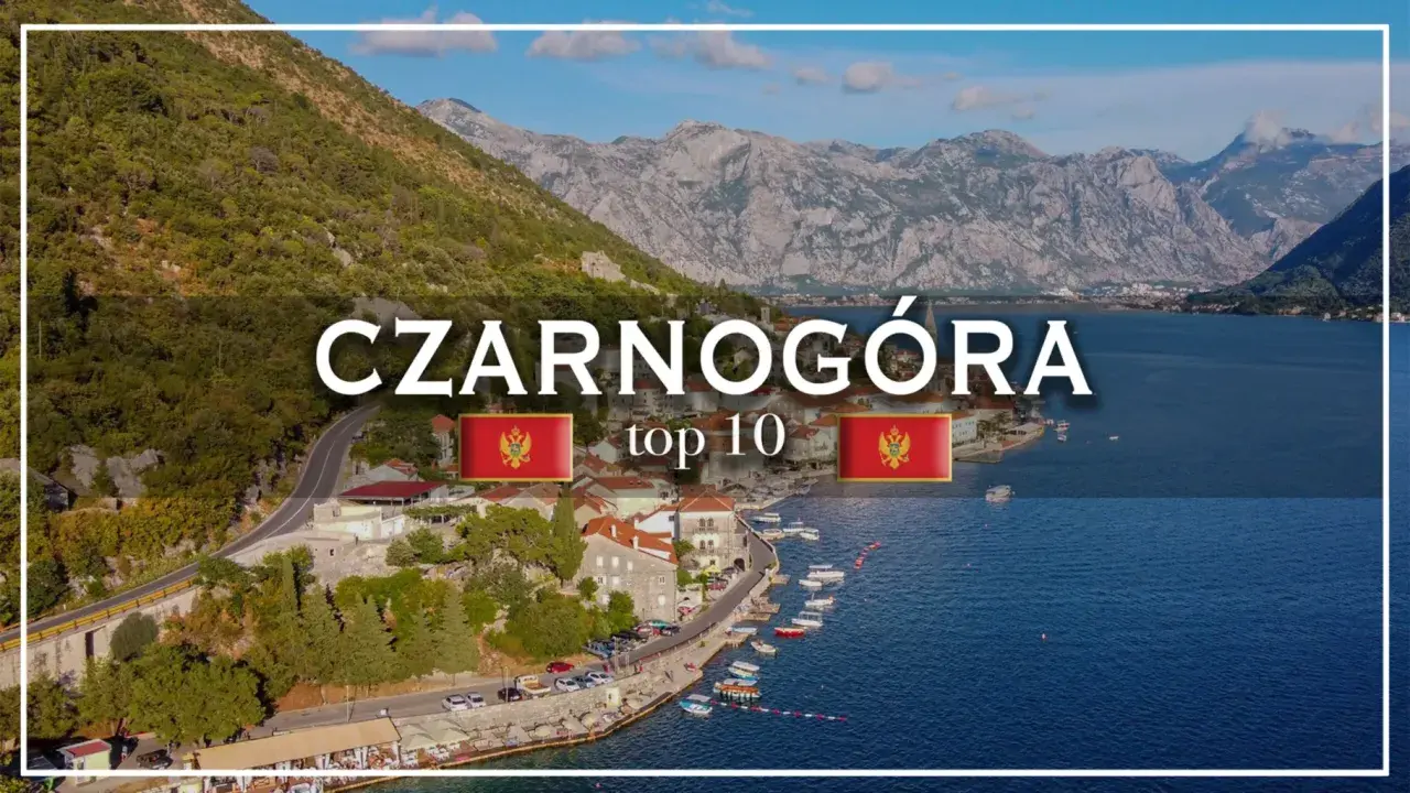 Malownicze wybrzeże Czarnogóry, idealne na wakacje. Zatoka Kotorska z górami w tle i urokliwym miasteczkiem.
